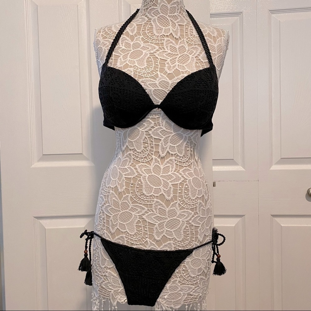 Victoria’s Secret bikini (M) and top (36C) padded push-up crochet black swimsuit